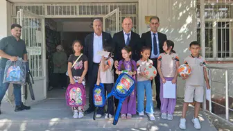 Çermik'te minik öğrencilerin okul heyecanına İstanbul'dan anlamlı destek