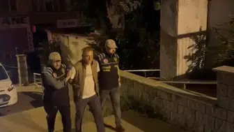 Sosyal medyadaki o görüntüler başına iş açtı: Vanlı iş insanı olarak tanıtılan şahıs gözaltında