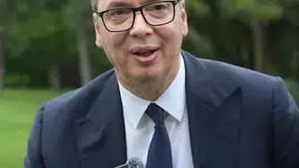 Sırbistan'da şok ayrılık: Aleksandar Vucic cumhurbaşkanlığı görevini bıraktı