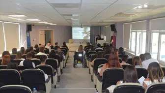 Geleceğin sosyal hizmet uzmanları sahaya iniyor: Profesyonel kimlik inşası başlıyor