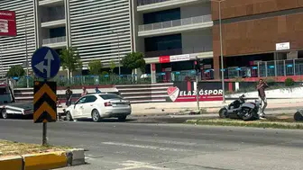 Elazığ'da trafik dehşeti: Otomobil ve motosikletin karıştığı kazada üç kişi hastanelik oldu