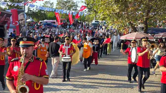 Bandırma'da 15 yaşındaki Efe'nin başarısı: Yeşilçomlu'da kavun bereketi