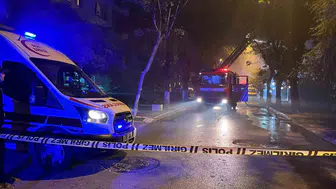 Bakırköy'de geceyi aydınlatan korku dolu anlar: Metruk binada yangın paniği
