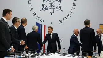 Elysee Sarayı'nda alarm zilleri: Macron'dan Rusya'nın hibrit savaşına karşı yeni savunma doktrini
