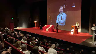 Sahne ışıkları bu kez onun için söndü: Sanat dünyası Serhat Kılıç'a gözyaşlarıyla veda etti