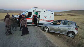 Kırıkkale'de korkutan kaza: Tarlaya uçan otomobilden sağ çıktılar