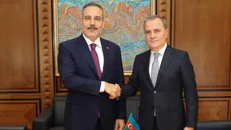 Bakü'de kritik diplomasi trafiği: Fidan ve Bayramov masaya oturdu