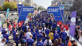 Kayseri'de dev maraton: 22 ülkeden 10 bin sporcu aynı çizgide buluştu
