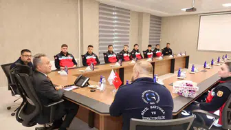 Geleceğin İtfaiyecileri Rektör Yılmaz ile Bir Araya Geldi