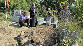 Kırk beş yıllık hasret vuslatla bitti: Şehit annesi evladının yanına defnedildi