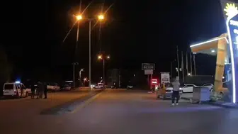 Çubuk'ta basit bir omuz atma tartışması kanlı bitti: İki kişi tutuklandı