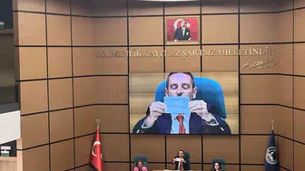 Üsküdar Meclisi'nde düğüm çözülemedi: Başkanvekilliği yarışında ilk raunt gergin geçti