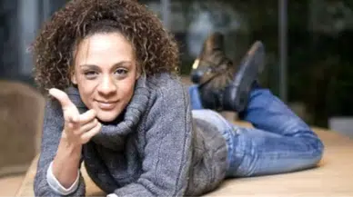 Sihirli Annem filmi geliyor: Defne Joy Foster yapay zeka ile geri mi dönüyor?