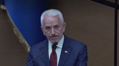 Üsküdar’da AK Partili meclis üyesi Ekrem Baki istifa etti! Salondaki herkes onu alkışladı!