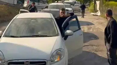 Yalova’da tek şeritli yolda yol verme tartışması: Kadın sürücü aracıyla yolu kapattı