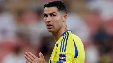 Cristiano Ronaldo Al-Nassr ile tarihin en yüksek değerli sözleşmesini imzaladı