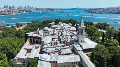 Topkapı Sarayı hangi padişah döneminde yapıldı?