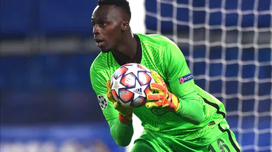 Süper Lig’de kaleciler, topu 8 saniyeden fazla elinde tutarsa karşı takıma korner verilecek