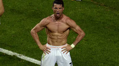 Ronaldo dövmesi var mı?