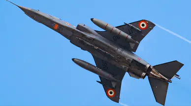 Hindistan'ın "nükleer" inadı: Jaguar'lar gitmiyor