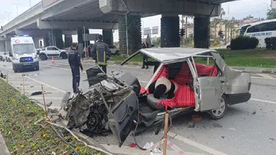 Ambulansa yol verirken canından oluyordu: 9 kişi yaralandı