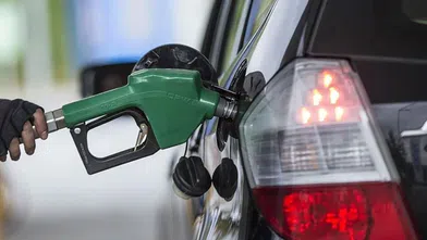 Akaryakıtta rekor gece: Motorin ve benzin tabelaları değişiyor