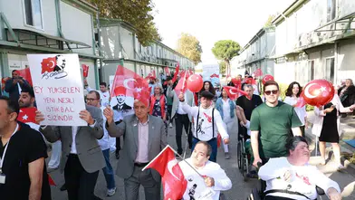 Bursa'da Cumhuriyet'in 103. yılı özel bireylerin yüreğiyle taçlandı