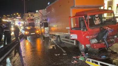Avcılar'da geceyi kabusa çeviren zincirleme kaza: 4 yaralı