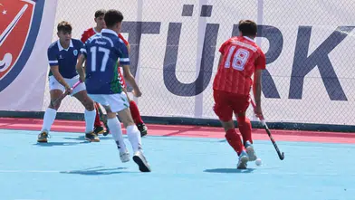 Osmaniye Hokey Sahası'nda tarihi rekabet: Süper Lig'in yeni formatı ilk kez sahada