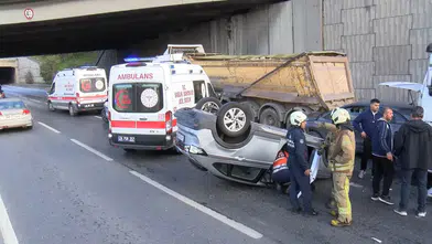Avrupa Otoyolu'nda dehşet anları: Araçlar hurdaya döndü, trafik felç oldu