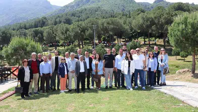 Şehzadeler Belediyesi sosyal tesis ağını genişletiyor