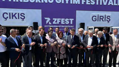 Zeytinburnu bayram alışverişi için kapılarını açtı