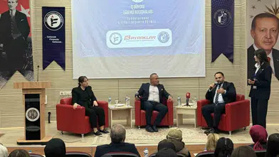 Erzurumlu öğrenciler sektör profesyonelleriyle bir araya geldi