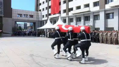 Şehit polis memuru Aydın Üyenarık son yolculuğuna uğurlandı