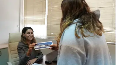 Denizli'de bebek sahibi olan ailelere belediyeden nakdi destek