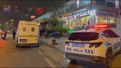 Beylikdüzü’nde gece vakti kafeye kurşun yağdırdılar