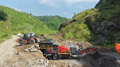 Terme Belediyesi kendi taşını üreterek dışa bağımlılığı bitirdi