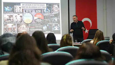 Tekirdağ Emniyeti dijital risklere karşı velileri uyardı