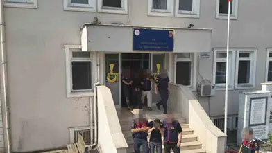 Kablo hırsızlarına 4 ilde eş zamanlı jandarma baskını