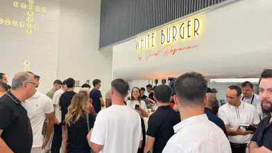 Michelin yıldızlı şef Serhat Doğramacı Gaziantep’te burger dükkanı açtı