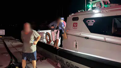 Marmaris açıklarında tekne yolcusu için acil tahliye operasyonu