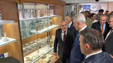 Ticaret Bakanı Bolat Bilecik'te esnaf kredi desteklerini açıkladı