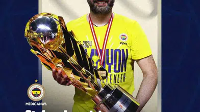 Fenerbahçe voleybolda eski hocası Stefano Lavarini ile anlaştı