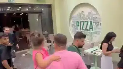 Bursa'da bir pizzacıda çıkan kavga mekanı savaş alanına çevirdi