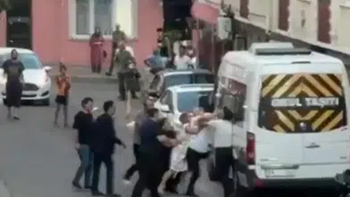 Çorlu'da komşu kavgası Keserli saldırı kamerada