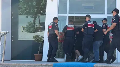 Burdur'da polisim yalanıyla 1 milyon liralık vurgun yapanlar yakalandı