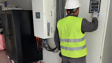 Kepsut'ta süt üretimi artık güneşin gücüyle yükseliyor