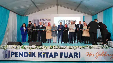 Pendik Sahili'nde Edebiyat Rüzgarı: 11. Kitap Fuarı Kapılarını Açtı