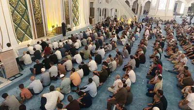 Şahinbey Millet Camii doldu, kandil gecesi dualarla idrak edildi