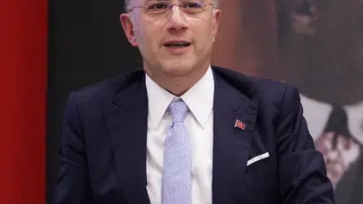 Mehmet Murat Çalık, yol haritasına ilişkin net mesaj vererek parti kararını bildirdi.